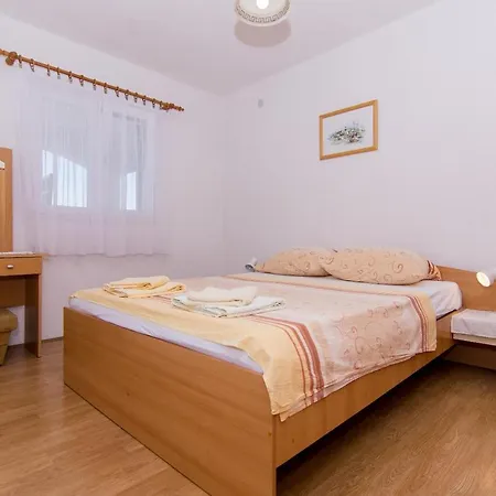 Paula Apartamento Trogir